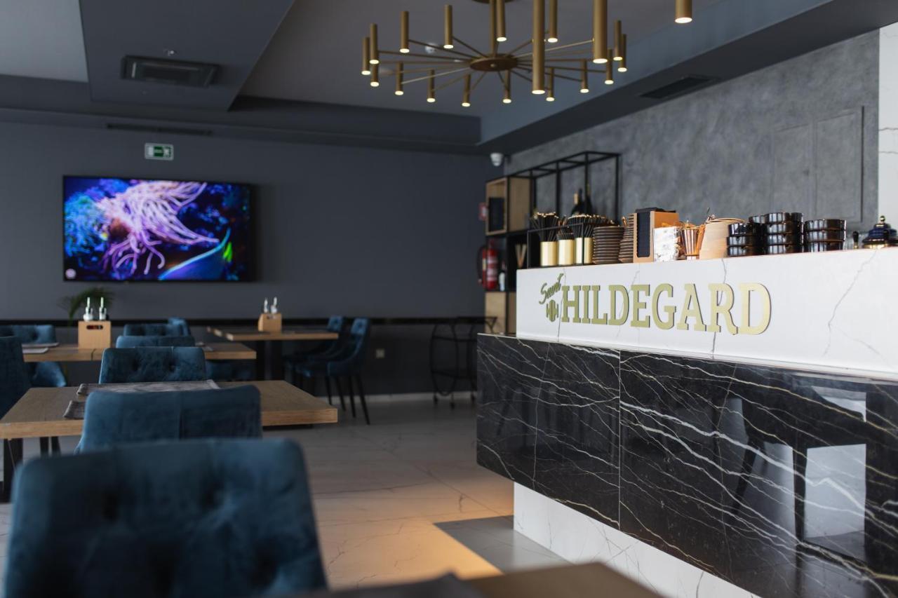 Saint Hildegard 4*